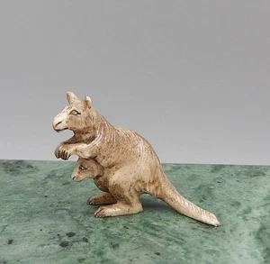 Vintage OOAK Celluloid Kangaroo Shelf Sitter Artisan Dollhouse Miniature 1:12 - Imagen 1 de 9