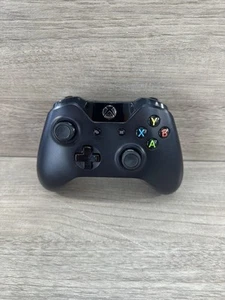 Microsoft Xbox One Black Wireless Controller OEM Original Model 1537 - Imagen 1 de 3