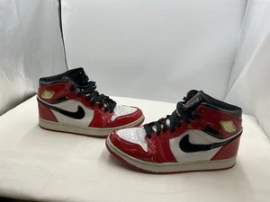 Taglia 10 Air Jordan 1 Retro Patent 2003 Chicago Bulls 136085-106 Autentico DS - Foto 1 di 13