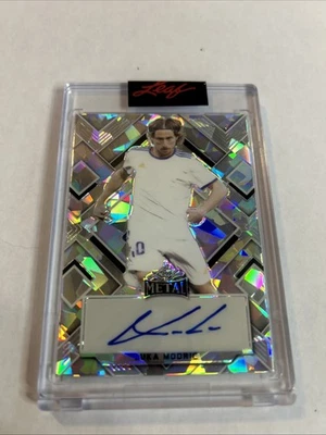 2022 Leaf Metal  Autographs Luka Modric BA-LM2 Silver Crystals 25/25 - Image 1 of 4