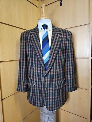  Bill Blass Tweed Jacket...Size 42 Short ..70s Vintage  - Image 1 of 4