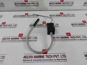 Hamamatsu A2873-05 Temperature Sensor AS-OIW00034-EX-002 - Picture 1 of 14