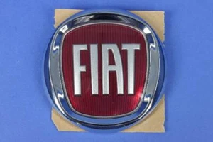 Fiat 500 2012-2017 puerta levadiza maletero emblema placa de identificación nuevo fabricante de equipos originales Mopar - Imagen 1 de 3