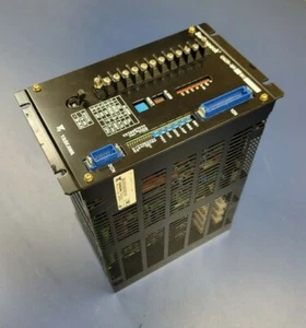 Yaskawa CACR-SR10BC1KSY262 Servopack - Foto 1 di 2