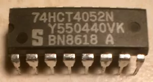 Phillips 74HCT4052N 74HCT4052 Dual 4 Channel Analog Multiplexer/Demult. - NOS - Foto 1 di 1