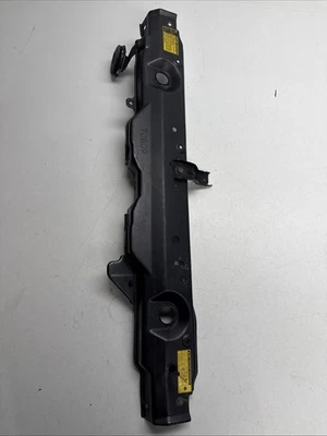 2004-2009 Toyota Prius Upper Radiator Support  OEM Foto 1 de 4