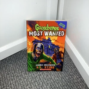 Goosebumps Most Wanted Special Edition: #1 Zombie Halloween by R,L Stine... - Foto 1 di 2