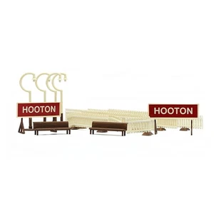 Railway -Dapol Siplatform fittings / Fences & Lamp 00 Gauge 1:75 Scale Plastic - Picture 1 of 1