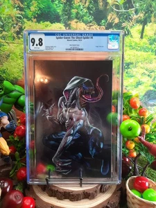 Spider-Gwen Ghost-Spider #4 CGC 9.8 NM EXCLUSIVE Limited Edition FOIL Horn RARE - Picture 1 of 3