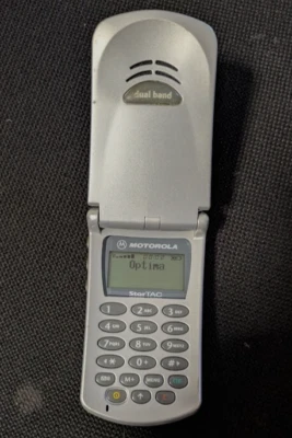 D  - Motorola  Startac STARTAC M6088 GSM ORIGINALE FUNZIONANTE . - Immagine 1 di 3