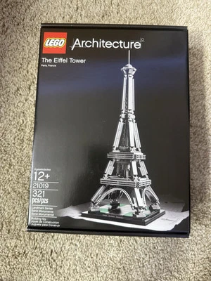 LEGO ARCHITECTURE: The Eiffel Tower (21019) - Image 1 of 2