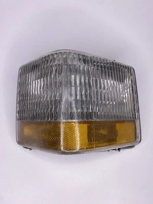 90-92 Cadillac Fleetwood Brougham Corner Turn Signal Light Lamp LH GM 16511549 - Image 1 of 3