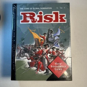Risk Bookshelf Edizione Gioco SIGILLATO 2006 Hasbro VF o superiore - Foto 1 di 6