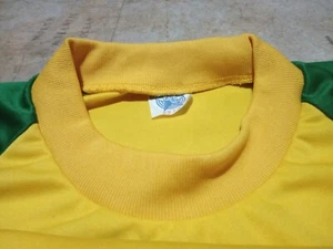 Made In GB male Green And Yellow Rugby Top With Long Sleeves Size 42 100% poly. - Picture 1 of 4