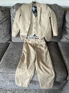 Peanut Butter Boy's size 8 Tan Suit - Picture 1 of 8