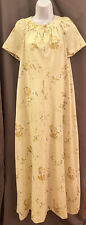 VTG 60s 70s Handmade Pale Yellow Floral Print Housecoat Nightgown Dressing Gown