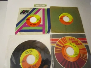 BUCK OWENS 45 rpm LOT record SANTA LOOKED A LOT LIKE DADDY + TS + 3 BONUS BX16 - Imagen 1 de 2
