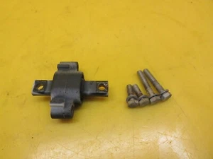 OEM JOHNSON OUTBOARD MOTOR VRO 40 50 55 60 HP LOWER MID SECTION RUBBER MOUNT - Picture 1 of 7