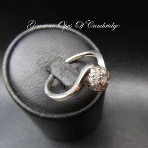 Vintage 9ct Gold Ring White Gold Diamond Cluster Size M 2.15g 9k Hallmarked - Picture 1 of 10