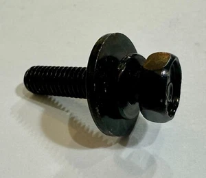 New OEM Yamaha Bolt with Washer, 90119-06172-00, Set of 4 - Foto 1 di 2