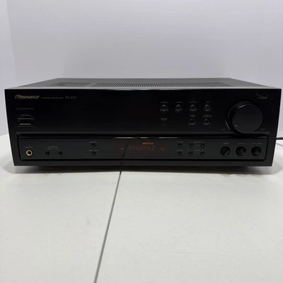 Pioneer SX-205 - Vintage 2 Channel AM FM Stereo Receiver System W/ Phono Input - Image 1 of 4