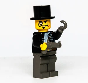 LEGO Adventurers Orient - Lord Sam Sinister / Baron Von Baron (adv025) Hook - Picture 1 of 6