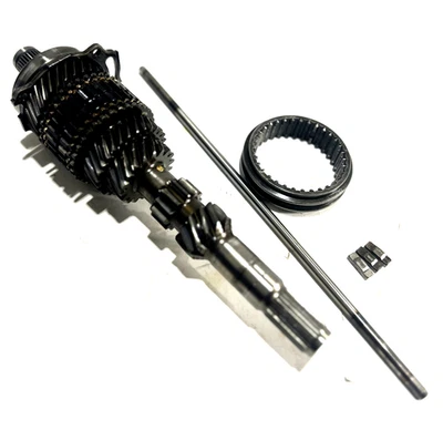 VW MANUAL TRANSMISSION 020/DFQ (MK3 2.0L) INPUT SHAFT ASSEMBLY & PIECES USED - Image 1 of 4