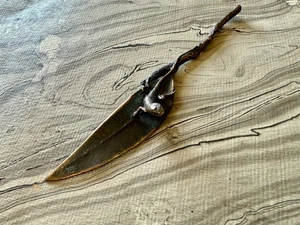 EXQUISITO ABRECARTAS ANTIGUO DE BRONCE FIRMADO FRANZ SAUTNER 1872-1945 - Imagen 1 de 6
