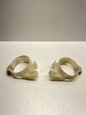 2000 YAMAHA WR400 F YZ400 F FORK CLAMP CABLE HOLDER - Image 1 of 4