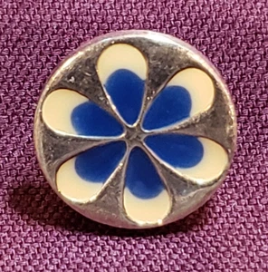 Kameleon Jewelry Blue Daisy Pop - Picture 1 of 1