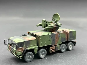 Modelo de vehículo antiaéreo Roland alemán 1/144 con camuflaje de tres colores - Imagen 1 de 8