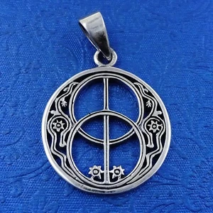 Chalice Well Pendant Celtic 925 Silver - Picture 1 of 3