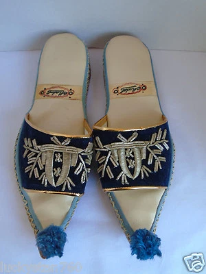 复古 Khussa Mojari 手工制作皮革和刺绣鞋 8 码 — 第 1/4 张图片