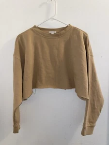 WeWoreWhat Cropped Beige Camel Sweatshirt Gr. Medium - Bild 1 von 5