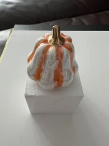 Nora Fleming Mini ~ ERNTEGLÜCK orange KÜRBIS A160 - Bild 1 von 5
