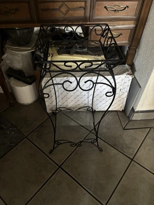 Princess House Mesita Meridian   O Stands Para Plantas (1) - Image 1 of 4