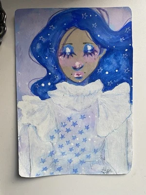 Niña celestial en vestido blanco pintura de fantasía en cartulina 6x9 Foto 1 de 4