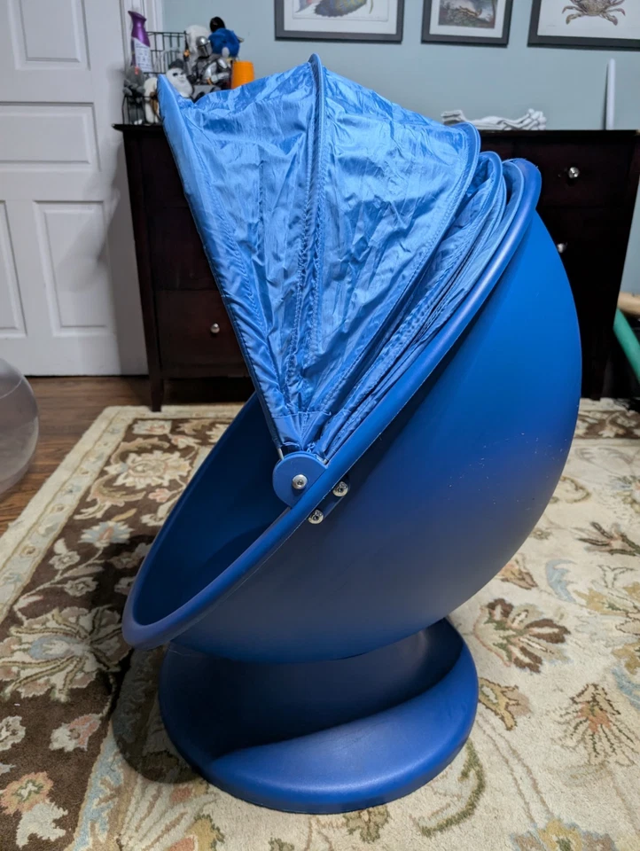 Silla giratoria IKEA Ps Lömsk RARA AZUL Pod Egg con dosel para niños Foto 1 de 4