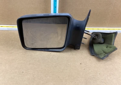Espejo retrovisor lateral izquierdo para conductor Plymouth Voyager 1987-1990 Foto 1 de 4