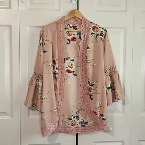 Dusty Rose Floral Kimono Size SM Bell Sleeves Lace Fairycore Girlhood Feminine - Picture 1 of 8