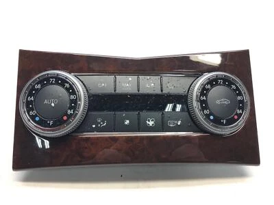 Panel de control de calefacción delantera Mercedes Benz C300 2009 2010 2048300790 *desgaste del botón* Foto 1 de 4
