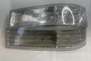1995-2005 GM 132 Chevy Astro Van Crystal Clear Headlights Housing Signal Lights - Picture 1 of 24