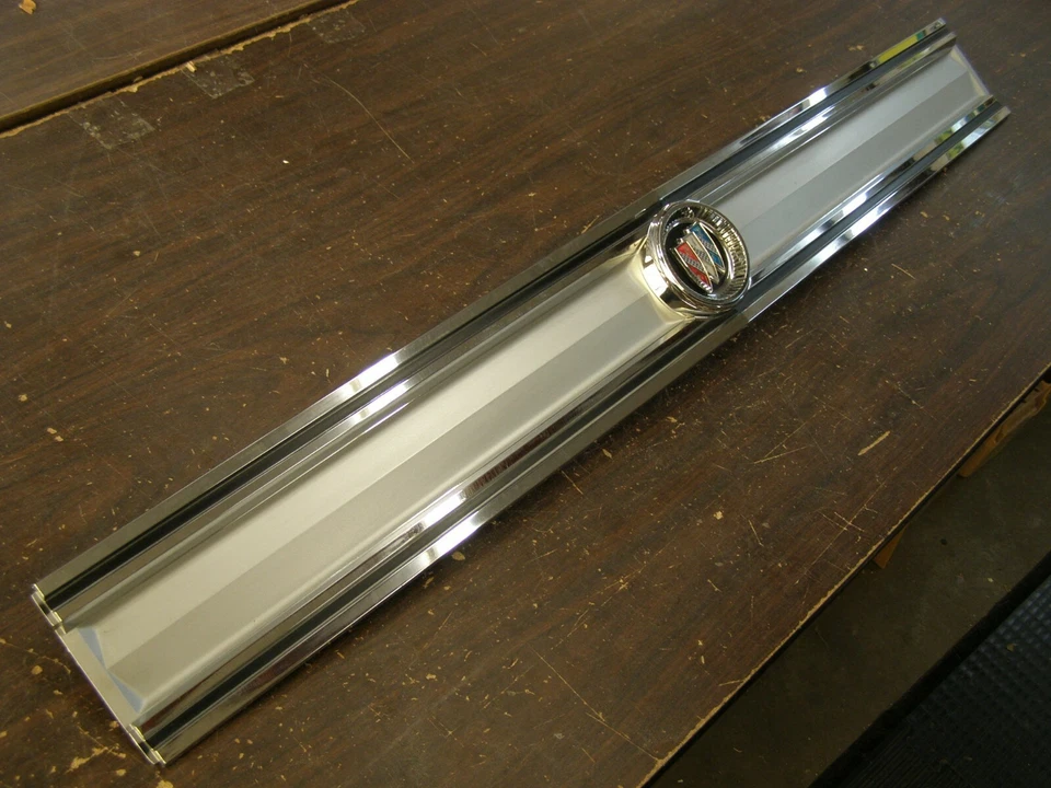 NOS OEM 1965 Buick Special Tail Panel Moulding Ornament Trim Emblem Sedan Conv. - Image 1 of 4