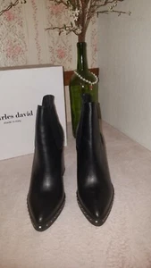 Charles Davis Scandal Damen Stiefeletten schwarz Leder Nieten Größe 39 M - Bild 1 von 9