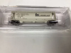Bowser #38141 N scale “FMC” Cylindrical hopper Rd. #65048 - Picture 1 of 2