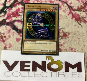 1x (M/NM) - *ITALIAN* Dark Magician - DUSA-EN100 - Ultra Rare 1st Edition YuGiOh - Picture 1 of 1