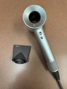 Dyson Supersonic HD07 – 100% Original – Silver/White – V9 Hair Styling Tool - Picture 1 of 21