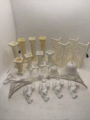 Vintage WILTON Cake Decorating Pillars Plastic 5" and 3" Tall Lot + More - Image 1 of 4