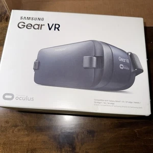 Samsung Gear VR SM-R323 Virtual Reality Headset USB-C Galaxy S6 S7 Edge Note 5 - Picture 1 of 8