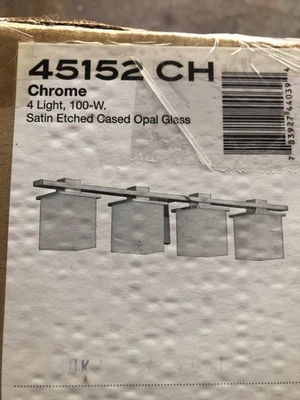 KICHLER Tully 32 pulgadas Lámpara de tocador de baño contemporánea cromada de 4 luces Foto 1 de 4